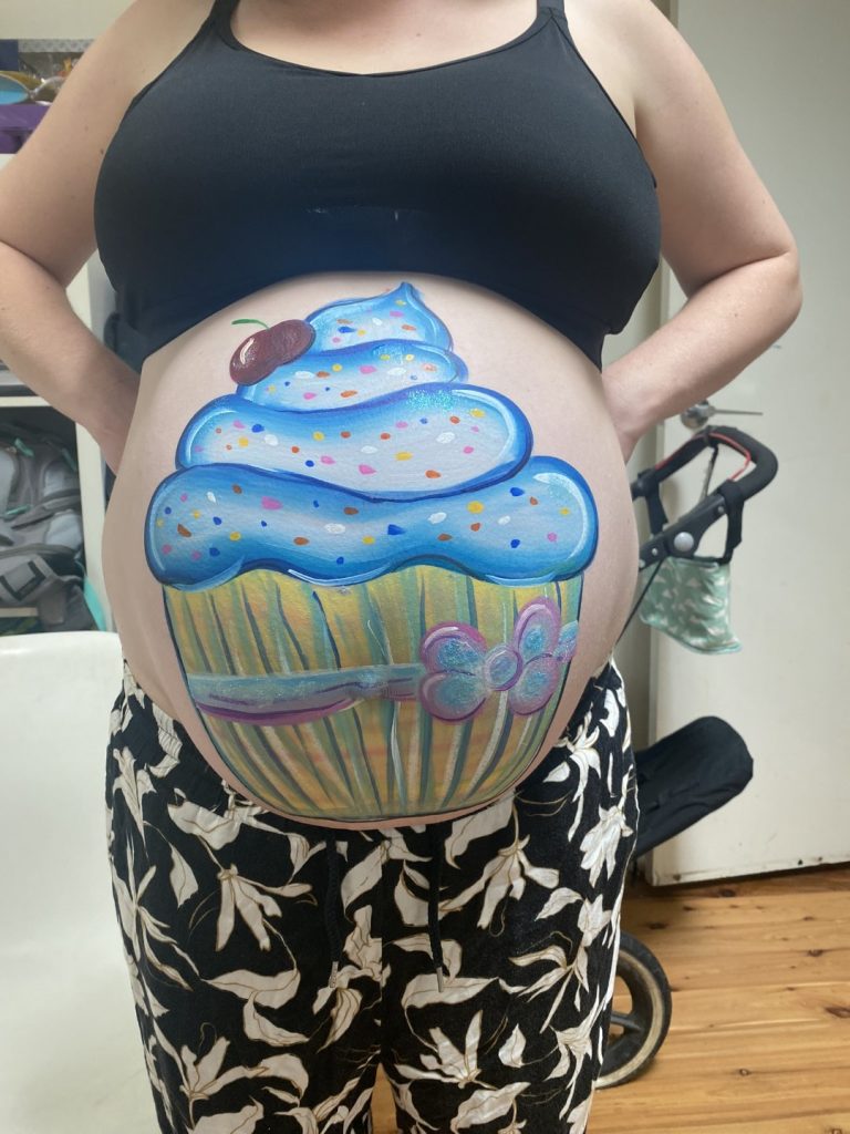 cupcake maternity belly painting